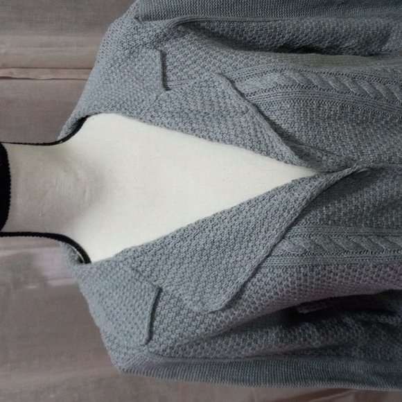 Feels like Cotton sweater, grey, collared, cardigan, - Picture 2 of 3